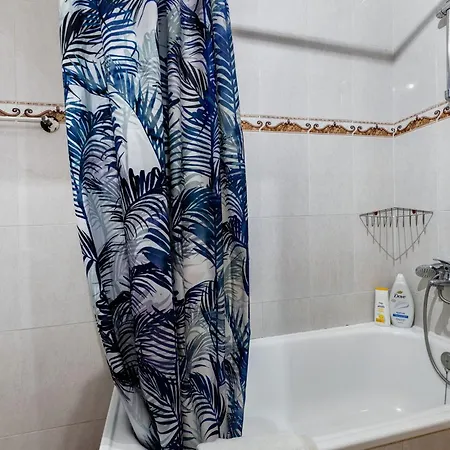 3 Bedroom In Апартаменты *