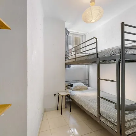 Апартаменты 3 Bedroom In Лиссабон