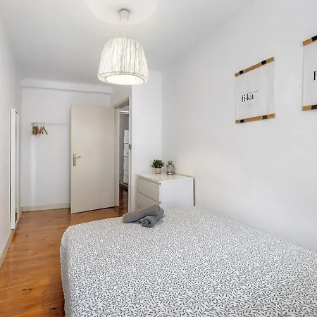 Апартаменты 3 Bedroom In *