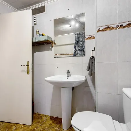 아파트 3 Bedroom In