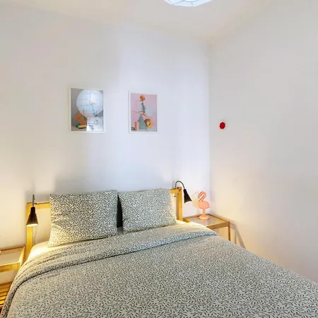 아파트 3 Bedroom In *