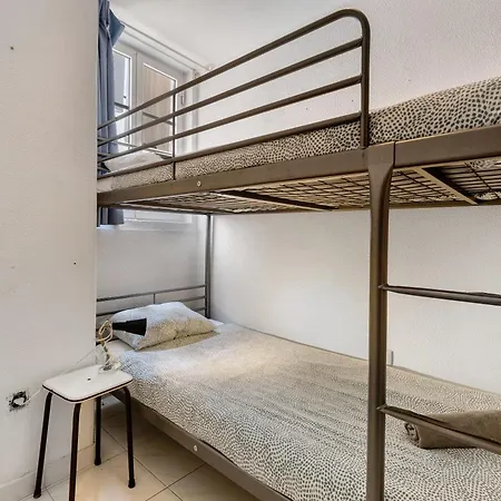 3 Bedroom In Apartment